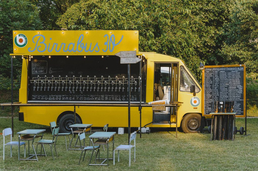 Birrabus Padenghe 1-6-23-21 Birrabus 30 fronte furgone