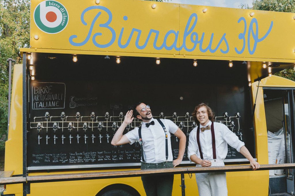 Birrabus Padenghe 1-6-23-95 BIrrabus 30 fronte furgone aperto